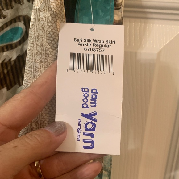 NWT sari silk aqua print magic skirt by Darn Good Yarn - Picture 3 of 6
